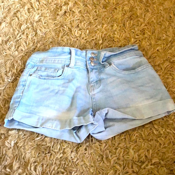 Light blue Jean shorts - Picture 1 of 2